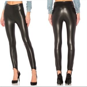 BLANKNYC | Black Mid Rise Skinny Stretch Stirrup pants leggings women’s 25